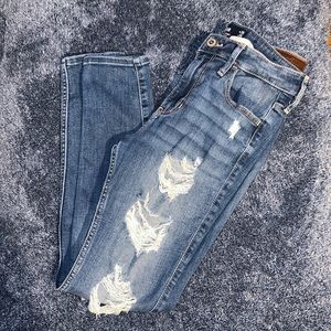 Hollister ripped skinny jeans